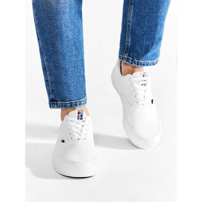 Logo classic deals tommy jeans sneaker